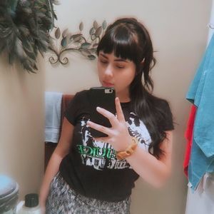 Meet your Posher, Stephanie